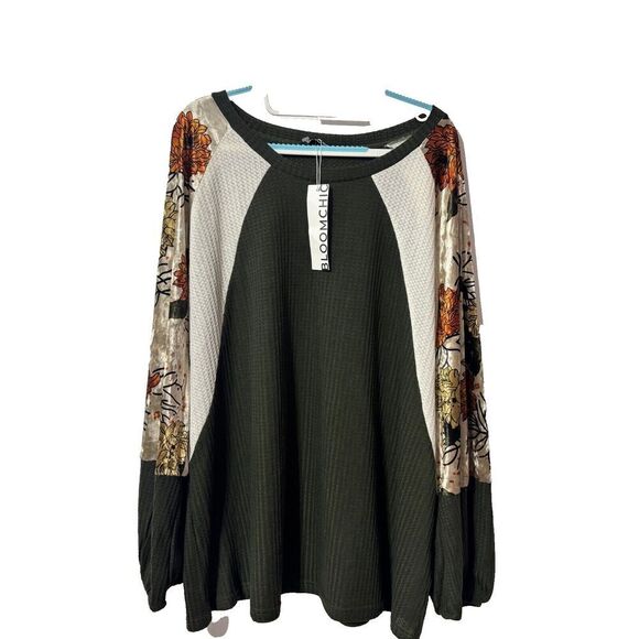 Bloomchic Womens Blouse Top 22-24 Green Floral Raglan Colorblock Patchwork Knit - Picture 2 of 7